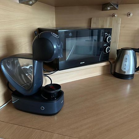 Modern & Cozy Apartment Near Hockey & Football Arena براتسيلافا المظهر الخارجي الصورة