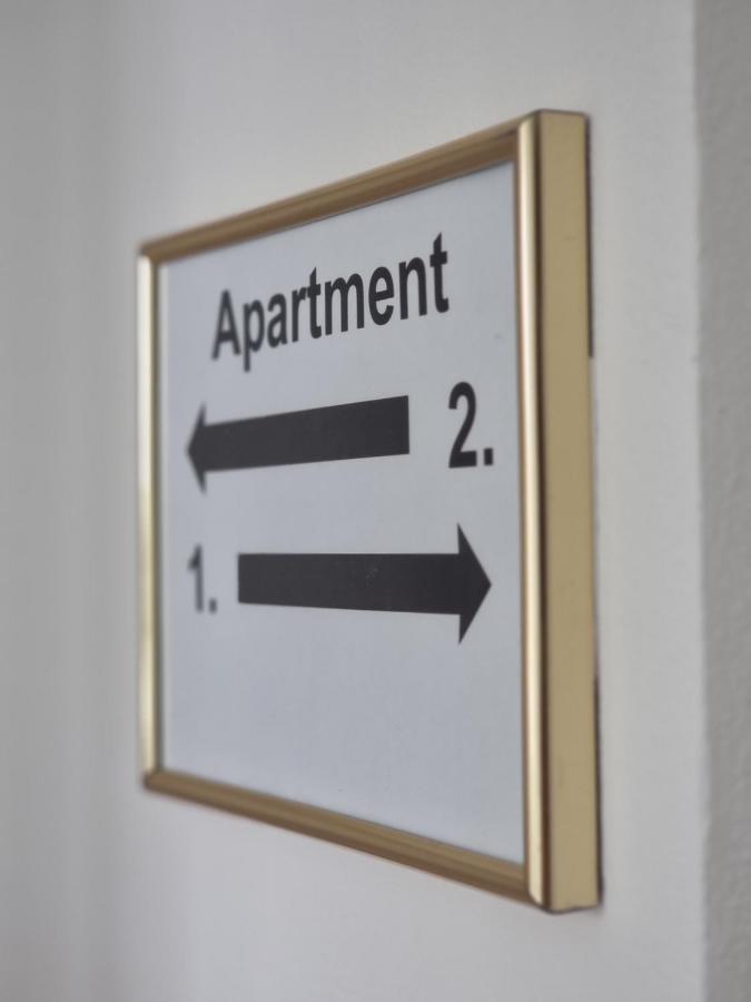 Modern & Cozy Apartment Near Hockey & Football Arena براتسيلافا المظهر الخارجي الصورة